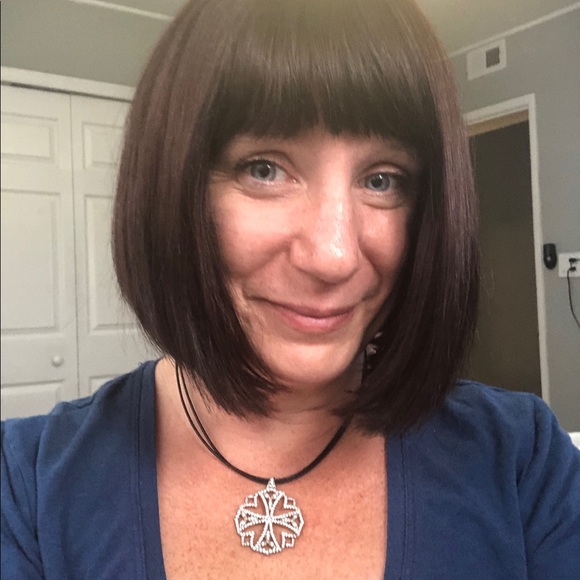 Meet the Posher - Picture 2 of 8